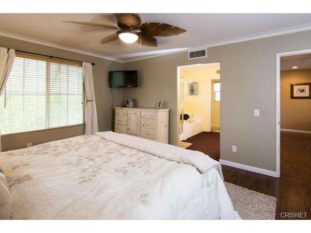 28547 Calex Dr, Valencia, CA 91354 photo 13