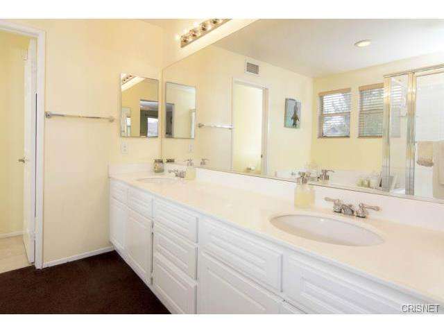 28547 Calex Dr, Valencia, CA 91354 photo 15