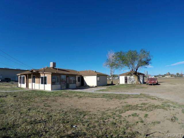 42605 6th St, Lancaster, CA 93535 photo 1