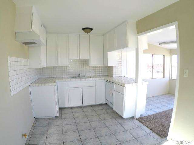 42605 6th St, Lancaster, CA 93535 photo 19