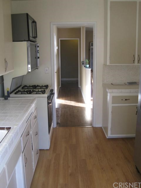 9657 Gullo Ave, Arleta, CA 91331 photo 10