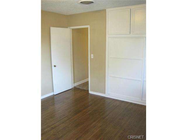 9657 Gullo Ave, Arleta, CA 91331 photo 13