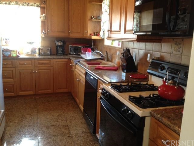 9600 Gullo Ave, Arleta, CA 91331 photo 10