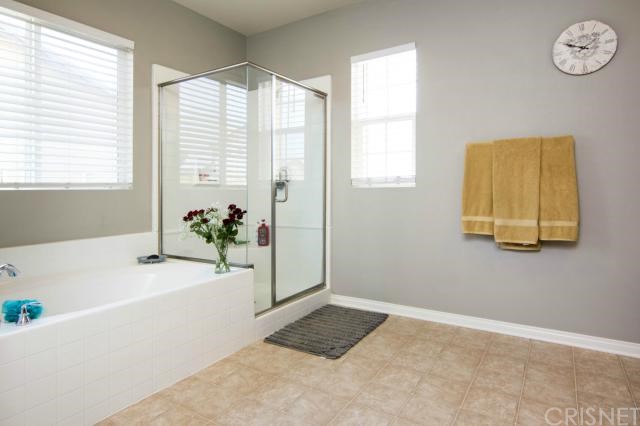 28010 Kenny Ln, Santa Clarita, CA 91350 photo 23