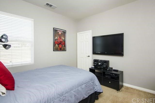 28010 Kenny Ln, Santa Clarita, CA 91350 photo 15