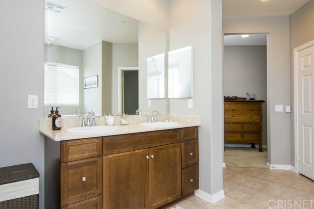 28010 Kenny Ln, Santa Clarita, CA 91350 photo 22