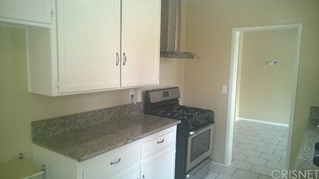 13651 Rayen St, Arleta, CA 91331 photo 4
