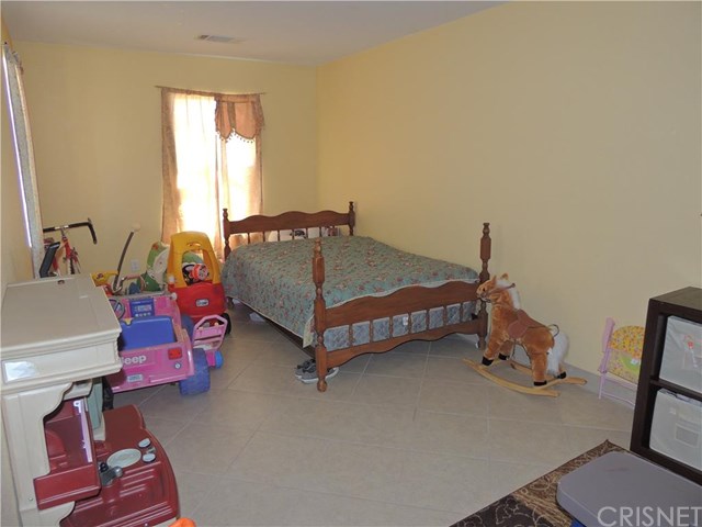 3113 Via De Flores, Lancaster, CA 93535 photo 13