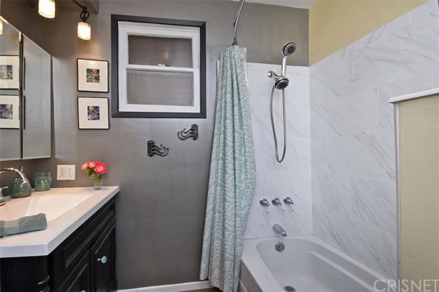 10311 Silverton Ave, Tujunga, CA 91042 photo 13
