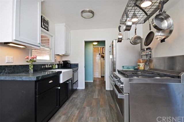 10311 Silverton Ave, Tujunga, CA 91042 photo 9