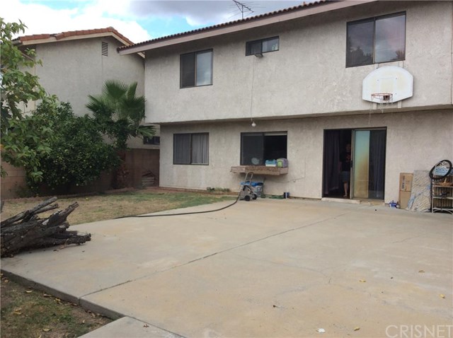 19746 Lull St, Winnetka, CA 91306 photo 3