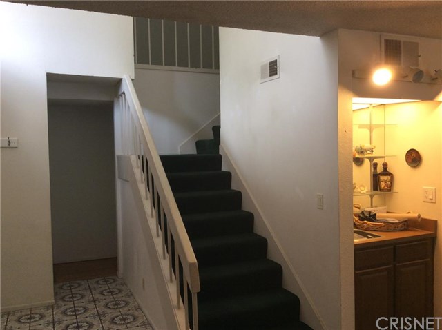19746 Lull St, Winnetka, CA 91306 photo 9