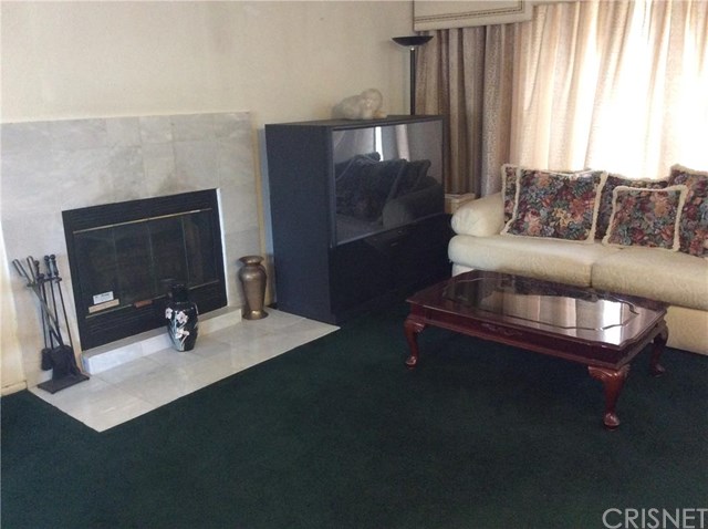 19746 Lull St, Winnetka, CA 91306 photo 4