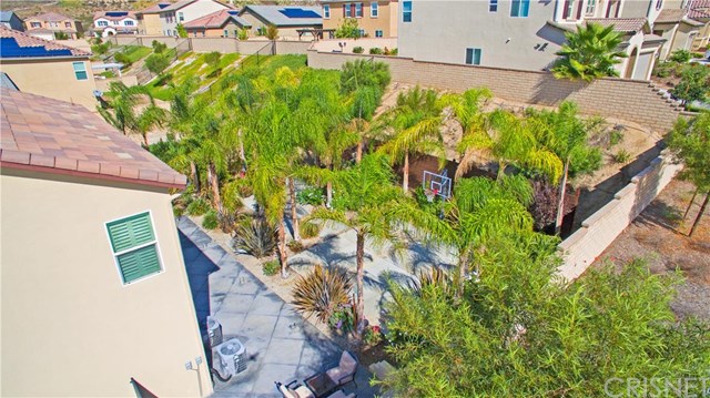 28002 Kenny Ln, Santa Clarita, CA 91350 photo 3