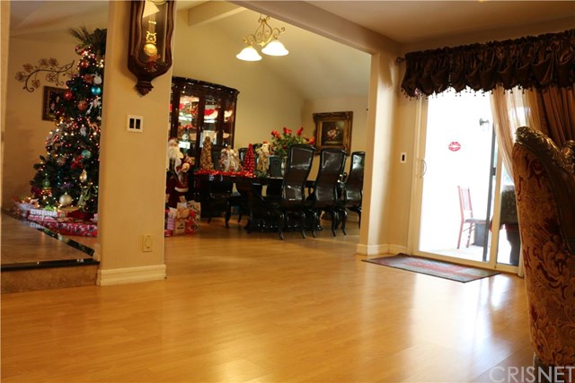 6923 Katherine Ave, Van Nuys, CA 91405 photo 8