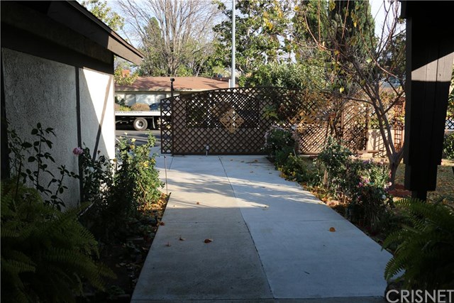 6923 Katherine Ave, Van Nuys, CA 91405 photo 3