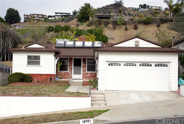 10147 Lanark St, Sun Valley, CA 91352 photo 1