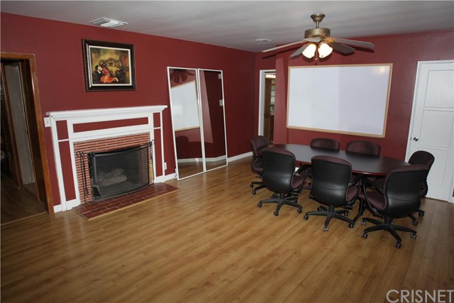 10147 Lanark St, Sun Valley, CA 91352 photo 4
