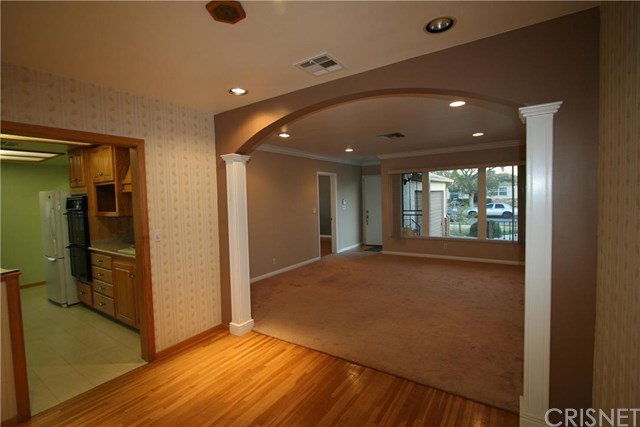 13531 Bromwich St, Arleta, CA 91331 photo 7