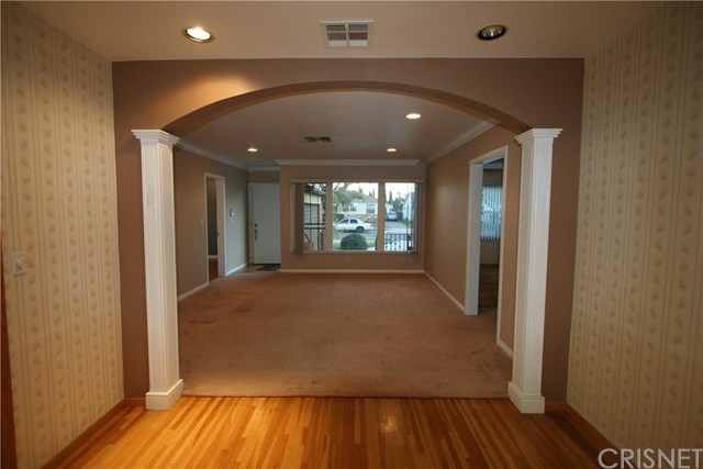 13531 Bromwich St, Arleta, CA 91331 photo 6