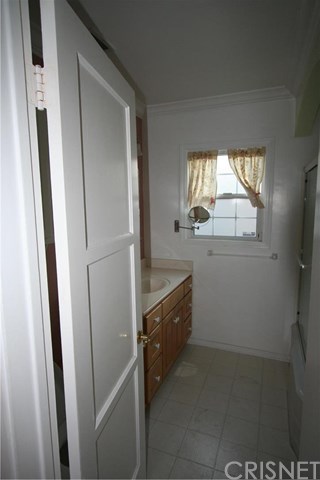 13531 Bromwich St, Arleta, CA 91331 photo 10
