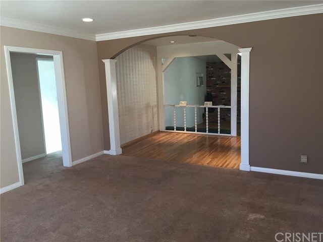 13531 Bromwich St, Arleta, CA 91331 photo 2