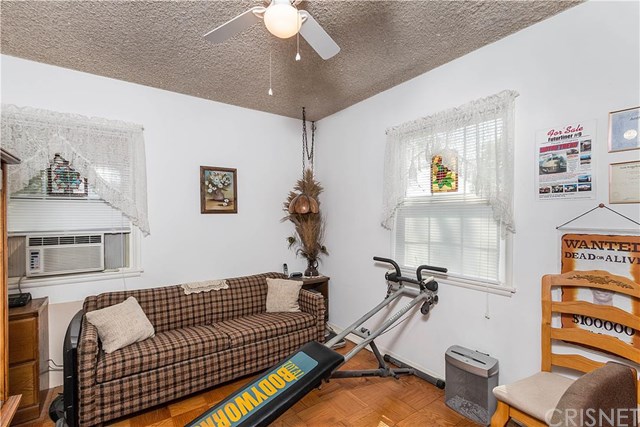 9700 Amboy Ave, Pacoima, CA 91331 photo 11
