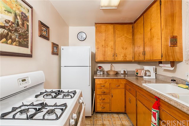9700 Amboy Ave, Pacoima, CA 91331 photo 12