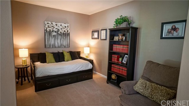 28532 Calex Dr, Valencia, CA 91354 photo 5