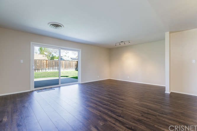 2205 Torrance St, Simi Valley, CA 93065 photo 4