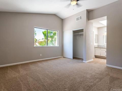 1546 E Kettering St, Lancaster, CA 93535 photo 4