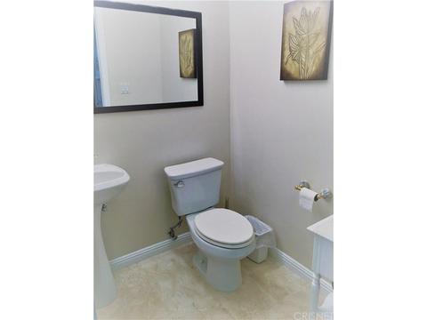 19045 Gault St #2, Reseda, CA 91335 photo 7