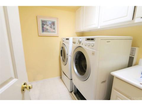 22952 Raintree Ln, Santa Clarita, CA 91390 photo 17