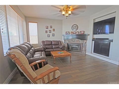 22952 Raintree Ln, Santa Clarita, CA 91390 photo 7