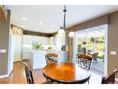 27815 Pine Crest Pl, Castaic, CA 91384 photo 14