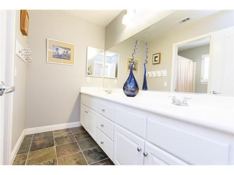 27815 Pine Crest Pl, Castaic, CA 91384 photo 30