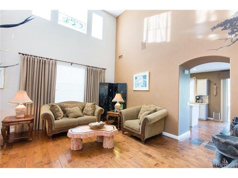 27815 Pine Crest Pl, Castaic, CA 91384 photo 6