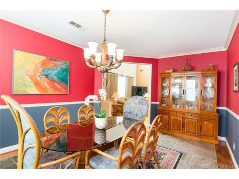 27815 Pine Crest Pl, Castaic, CA 91384 photo 9