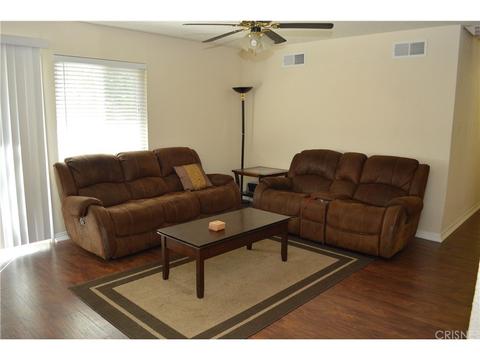 45542 6th St, Lancaster, CA 93535 photo 3