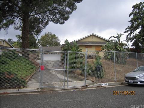 9303 Scotmont Dr, Tujunga, CA 91042 photo 2