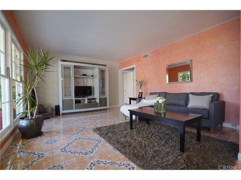 8108 Chimineas Ave, Reseda, CA 91335 photo 14