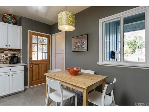 2013 N Kenneth Rd, Burbank, CA 91504 photo 7