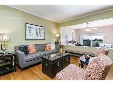 2013 N Kenneth Rd, Burbank, CA 91504 photo 4