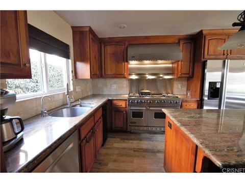 19143 Lull St, Reseda, CA 91335 photo 5