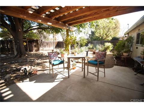 19143 Lull St, Reseda, CA 91335 photo 39