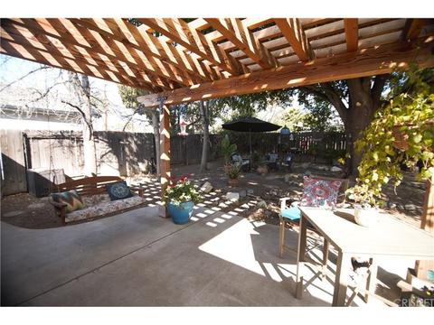 19143 Lull St, Reseda, CA 91335 photo 40