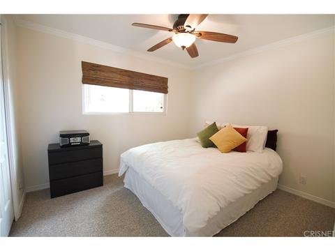 19143 Lull St, Reseda, CA 91335 photo 22