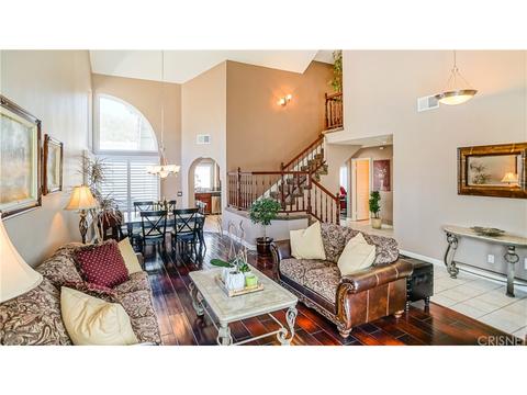 28948 Shadow Valley Ln, Santa Clarita, CA 91390 photo 2