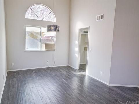 44623 17th St, Lancaster, CA 93535 photo 3