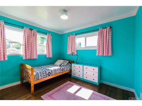 8030 Limerick Ave, Winnetka, CA 91306 photo 26